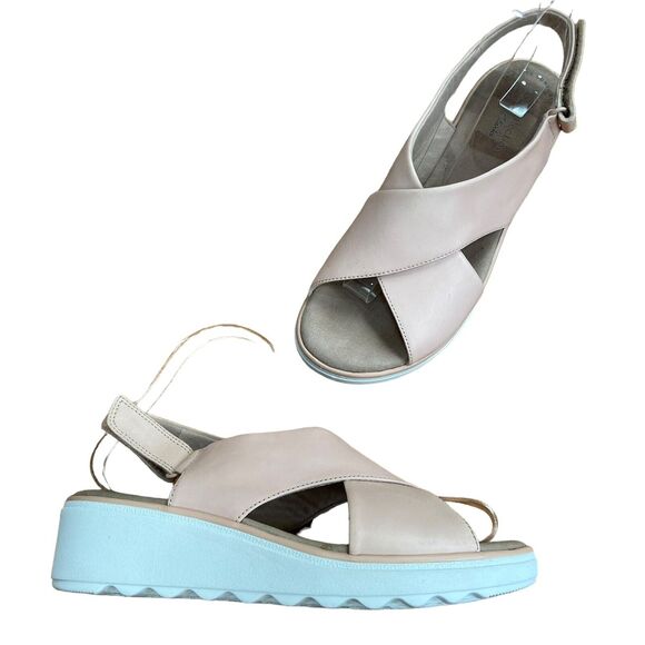 CLARKS Lafley Alaine Blush Pink Ultimate Comfort Wedge Sandal Women's Size US 8 - Picture 1 of 11